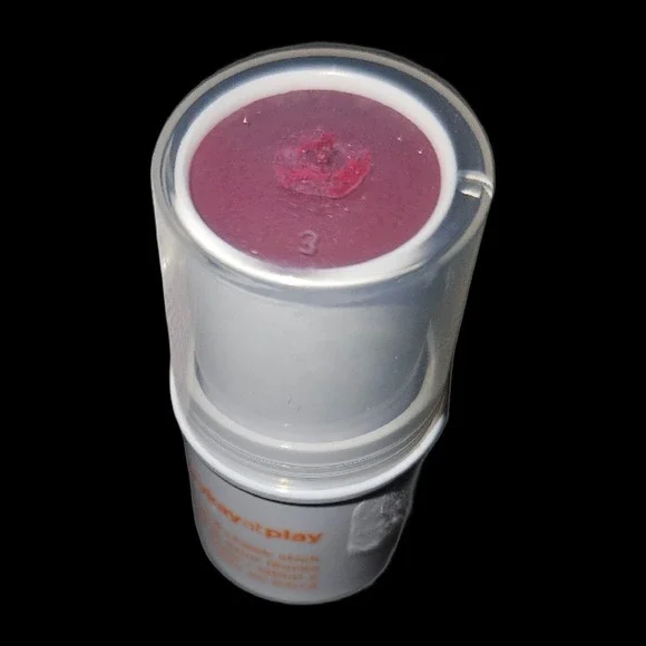 Mary Kay At Play Lip And Cheek Stick Razzelberry Discontinued New - Picture 2 of 3